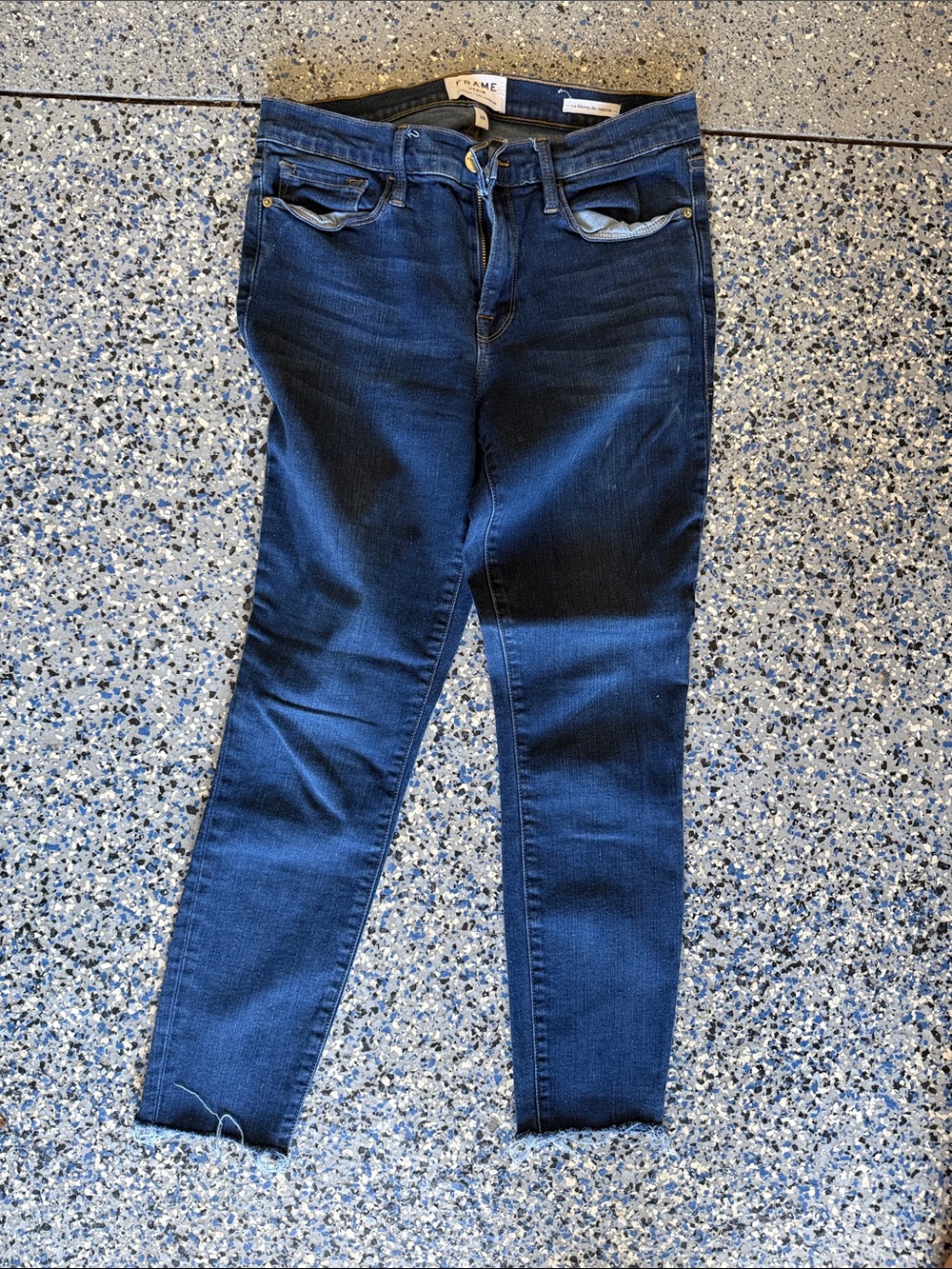 Frame Denim Skinny Jeans in Dark Indigo